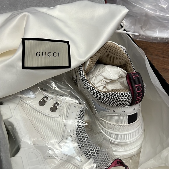 Beautiful Gucci sneakers - Picture 5 of 5